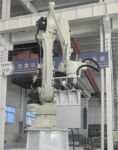 Automātisks robotu palešu lādētājs